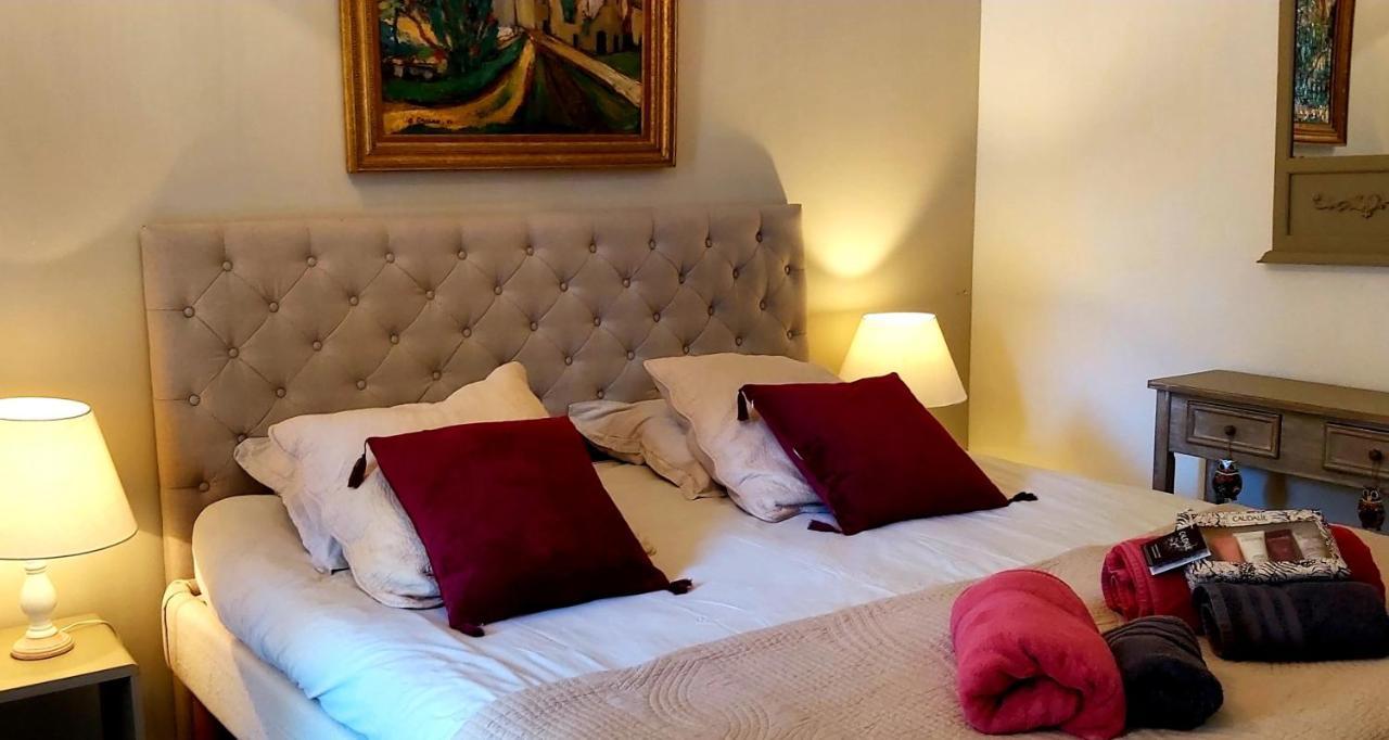 Les Jardins D'Eleusis Bed & Breakfast Murs  Екстериор снимка
