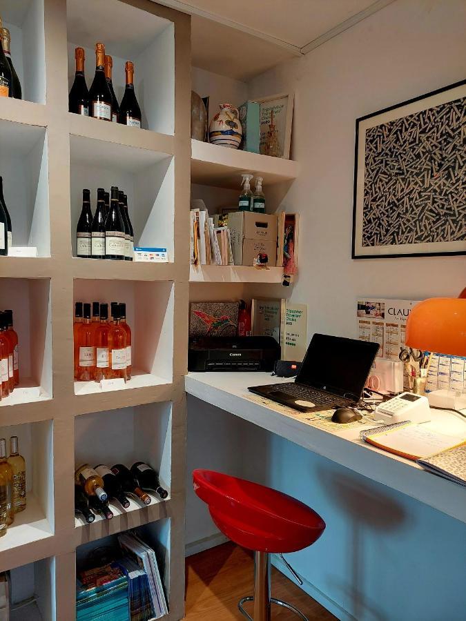 Les Jardins D'Eleusis Bed & Breakfast Murs  Екстериор снимка